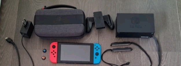 nintendo met 4 games 1 jaar garantie €200 of ruilen met ps5., Ophalen
