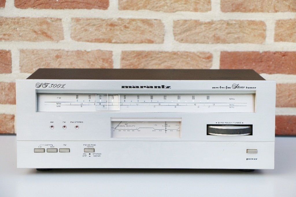 Marantz ST-300L FM Tuner Radio Vintage, Audio, Tv en Foto, Ophalen, Zo goed als nieuw
