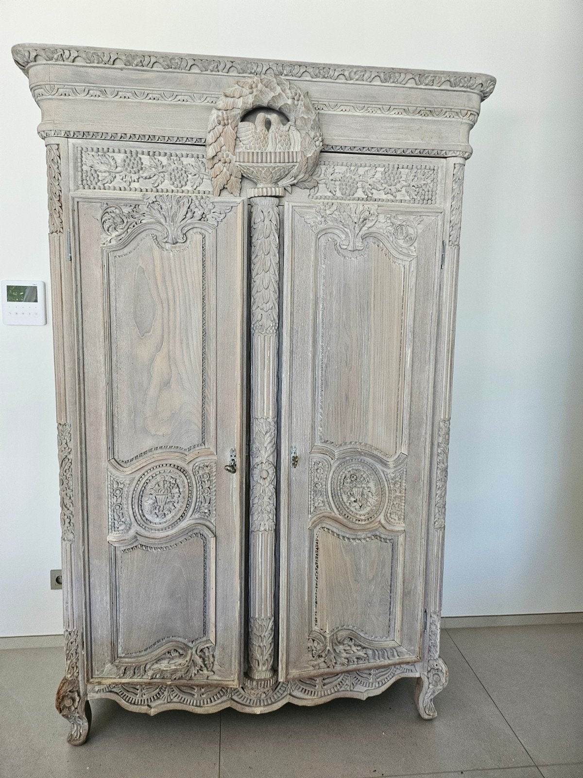 ARMOIRE Ancienne