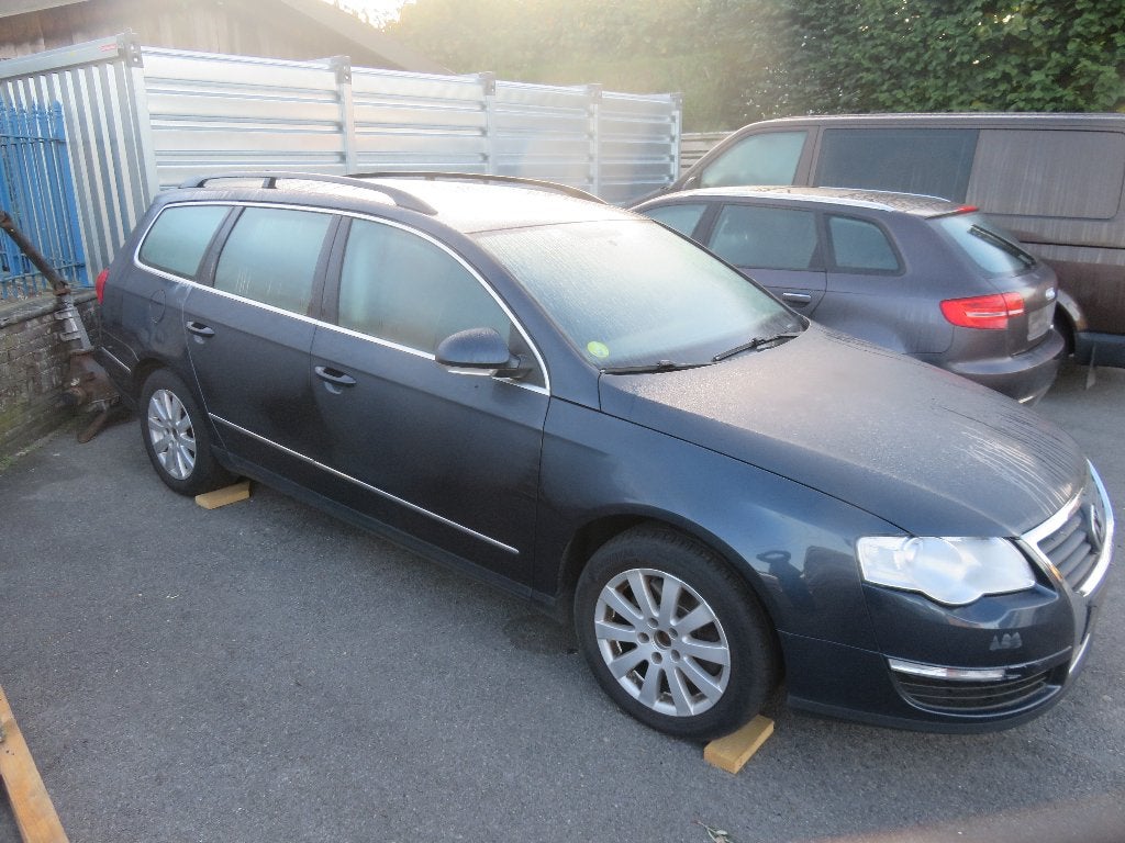 VW PASSAT  BREAK1900 TDI ..11/2009, Auto's, Voorwielaandrijving, Stof, 4 cilinders, Blauw
