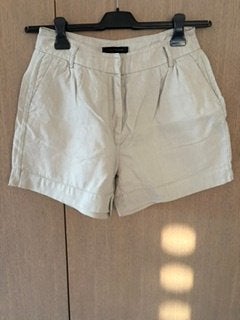 Short linnen beige Lola Liza 36, Vêtements | Femmes, Culottes & Pantalons, Enlèvement, Beige