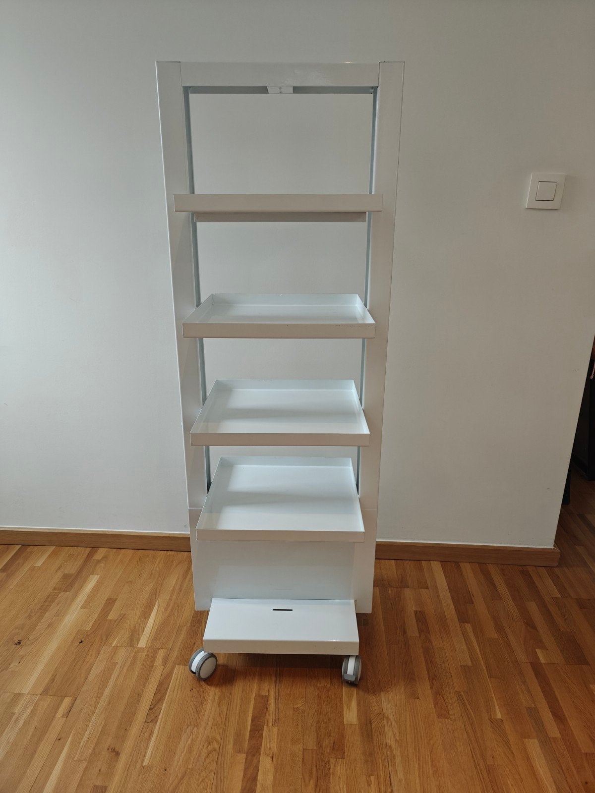 Étagère de rangement, présentoir/étagère mobile, Enlèvement, Métal