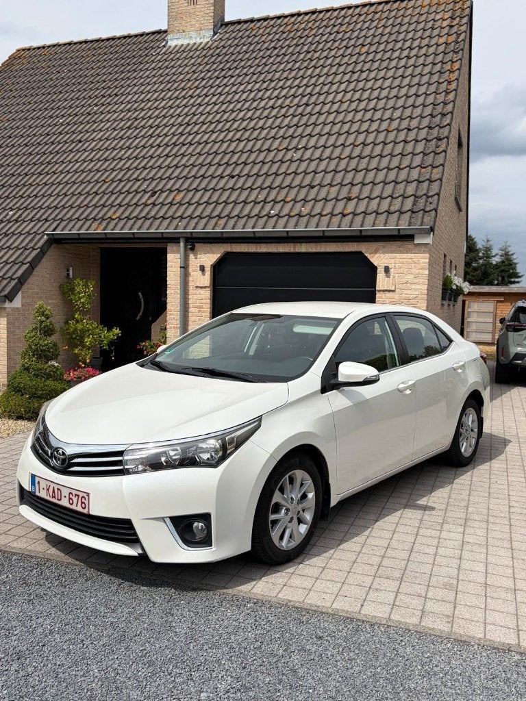Toyota Corolla Berline, Auto's, Toyota, Stof, Corolla, Wit, Multifunctioneel stuurwiel