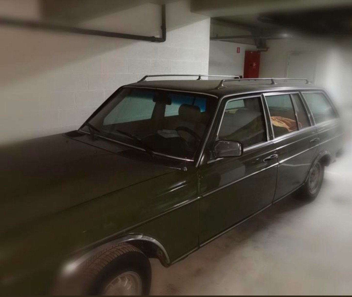 Berline Mercedes-Benz W123 300, Autos, Achat, Mercedes-Benz, Diesel, Particulier