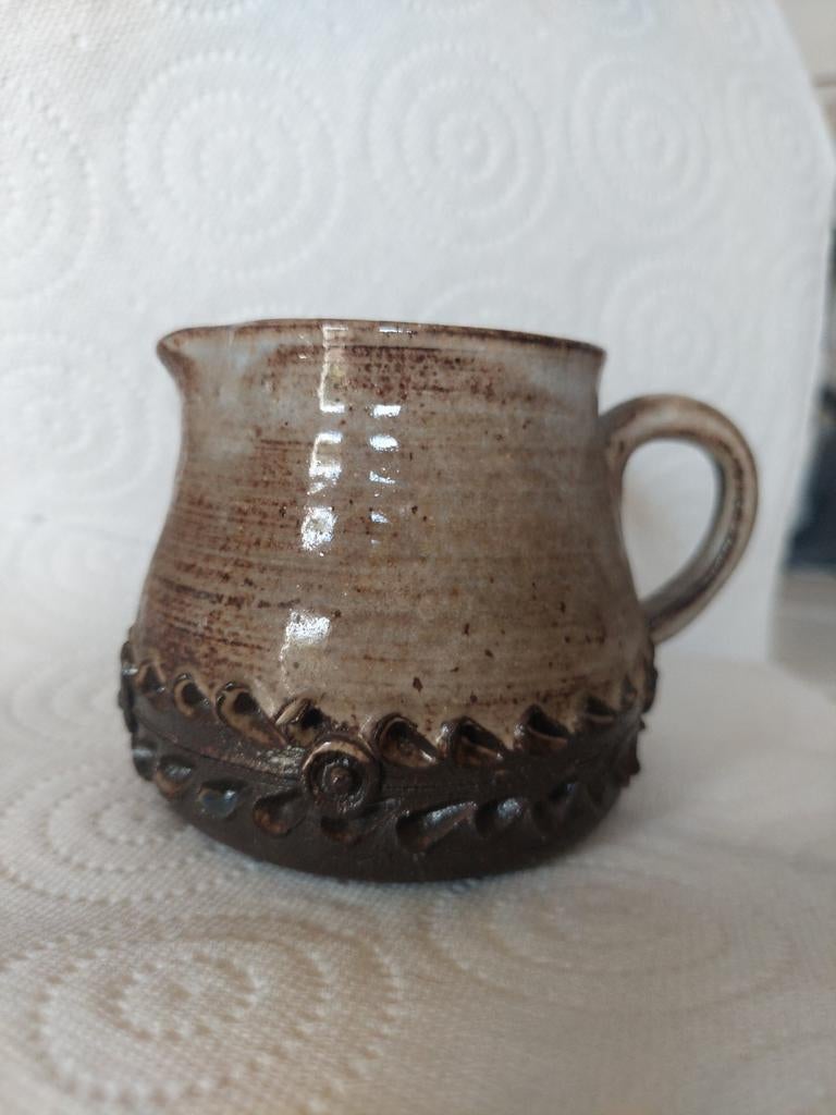 Dour Thérèse Bataille pot à lait vintage ceramique