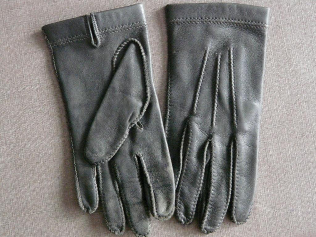Vintage handschoenen voor jongetje, strikjes, overhemdstrook, Ophalen, Gebruikt