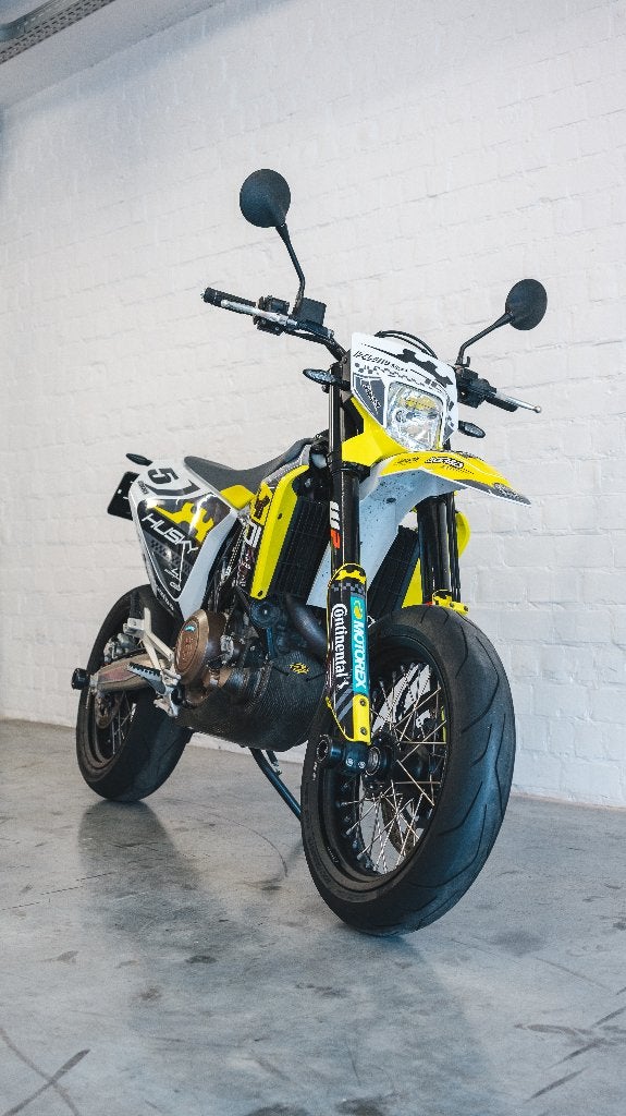 Husqvarna 701 - Supermoto, Motoren, Motoren | Husqvarna, 693 cc, Occasion, Motorrijbewijs A, Bedrijf