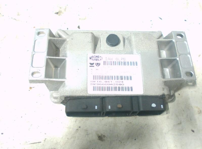 CALCULATEUR MOTEUR ECU Peugeot 407 (6C / J) (9660942580), Kontakt-peugeot@peugeot.com, Utilisé, Peugeot Deutschland GmbH, Bahnhofsplatz
65423  Rüsselsheim, DE