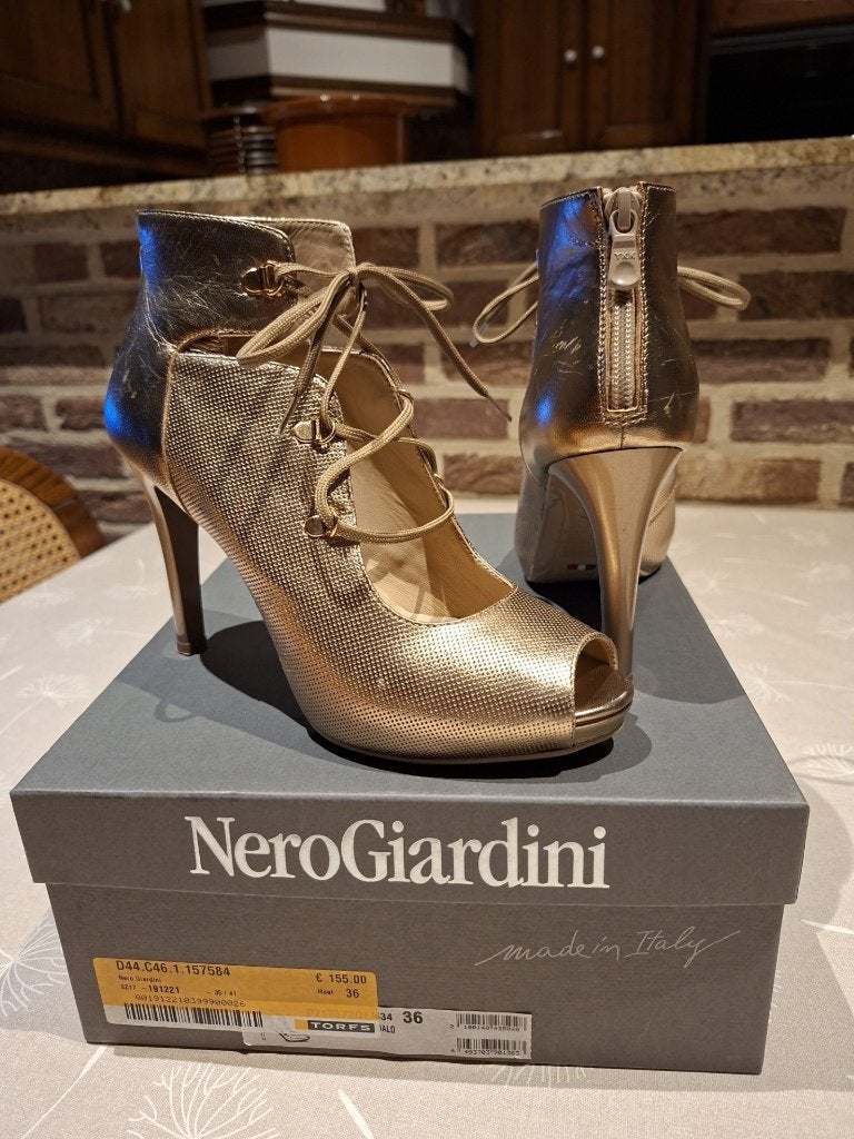 schoenen goud maat 36 Nero Giardini, Ophalen of Verzenden, Zo goed als nieuw