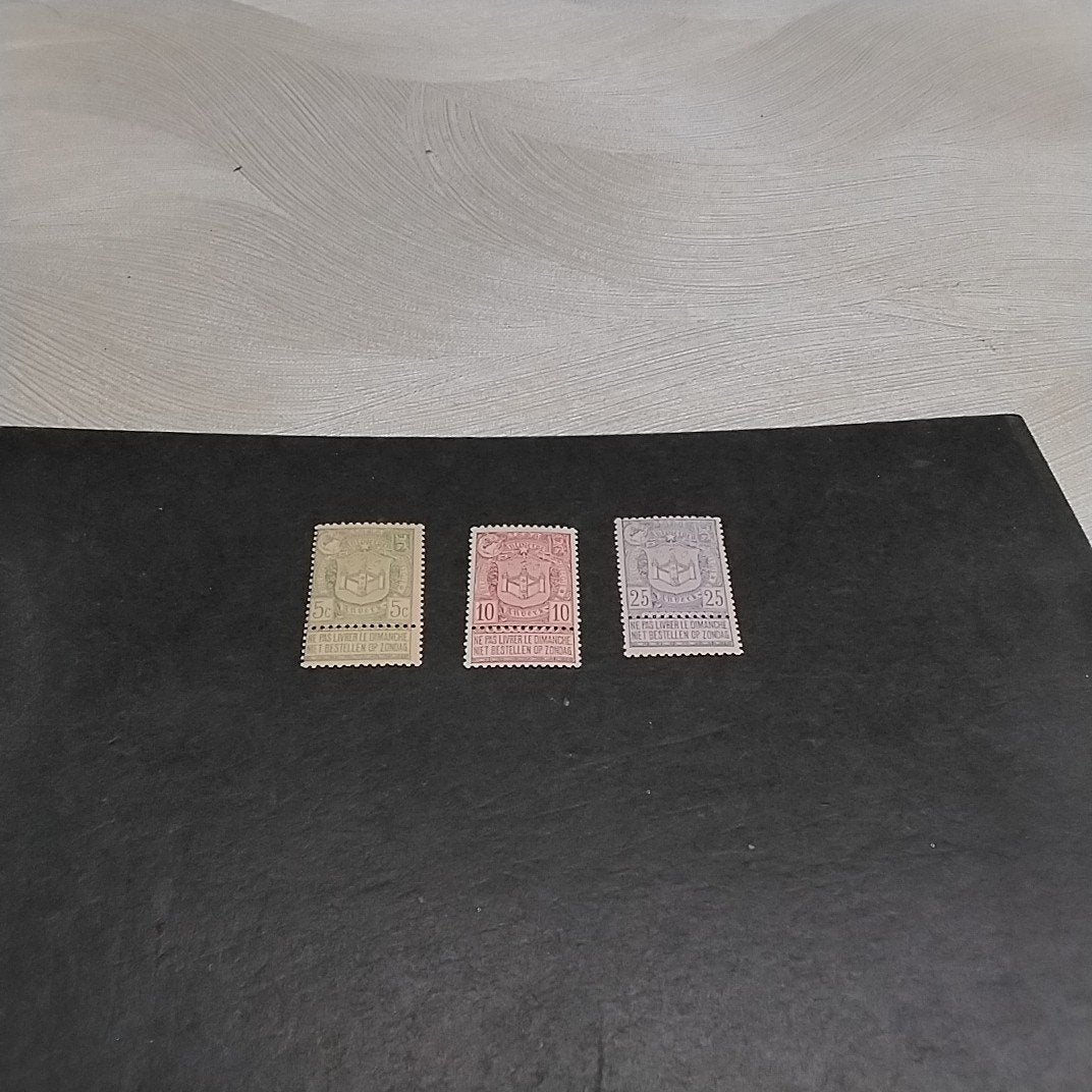 Charnière BELGIUM 68/70 avec coteau 10,00€, Enlèvement ou Envoi