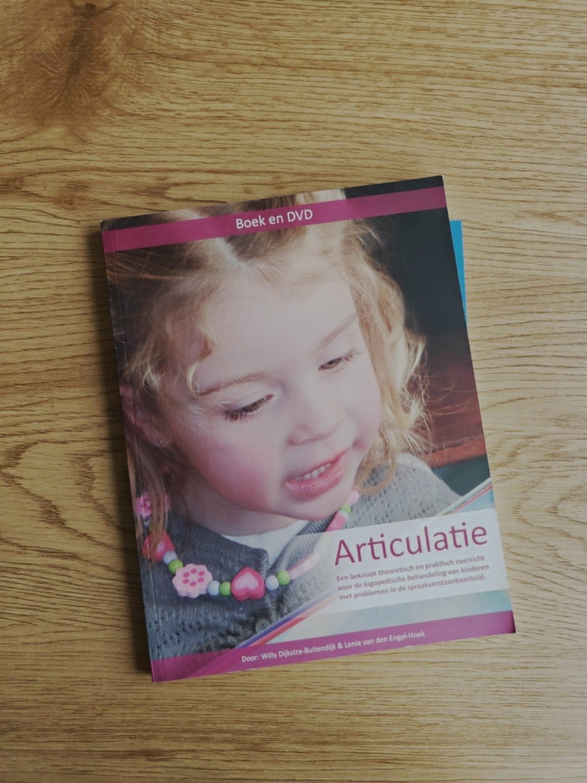 Boek en DVD Articulatie, Livres, Enlèvement, Utilisé, Autres matières, Willy Dijkstra-Buitendijk