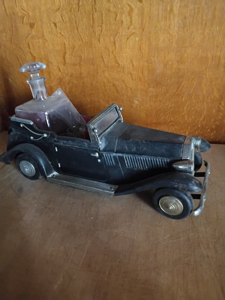Ancienne cave a liqueur rolls royce, Ophalen of Verzenden