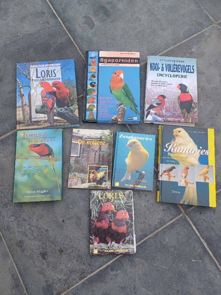 Boeken over lories ,parkieten,kanaries, Livres, Animaux & Animaux domestiques, Enlèvement, Comme neuf, Oiseaux
