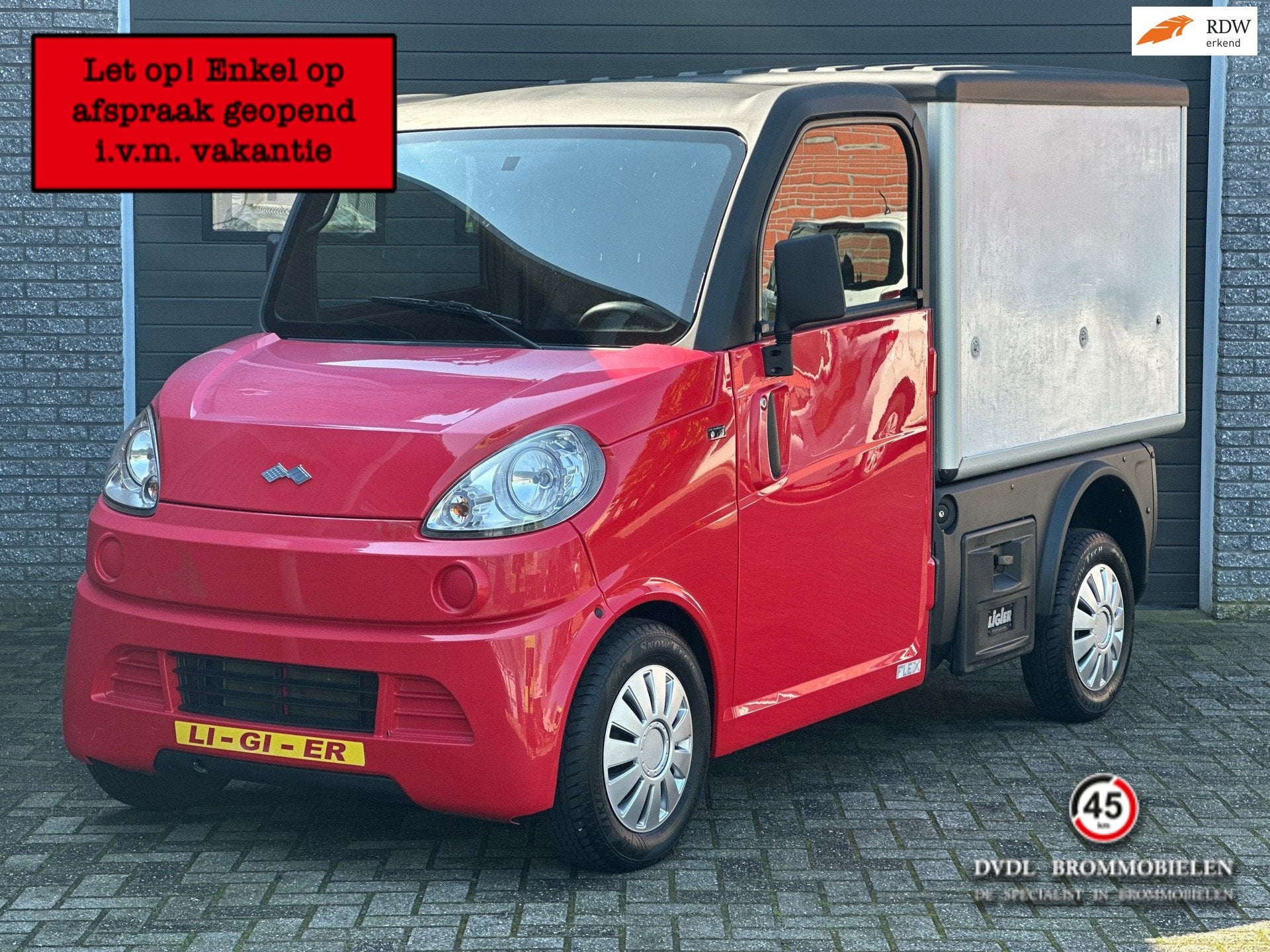Ligier Flex Van Brommobiel 45km auto 2013 1eig Aixam D-Truck