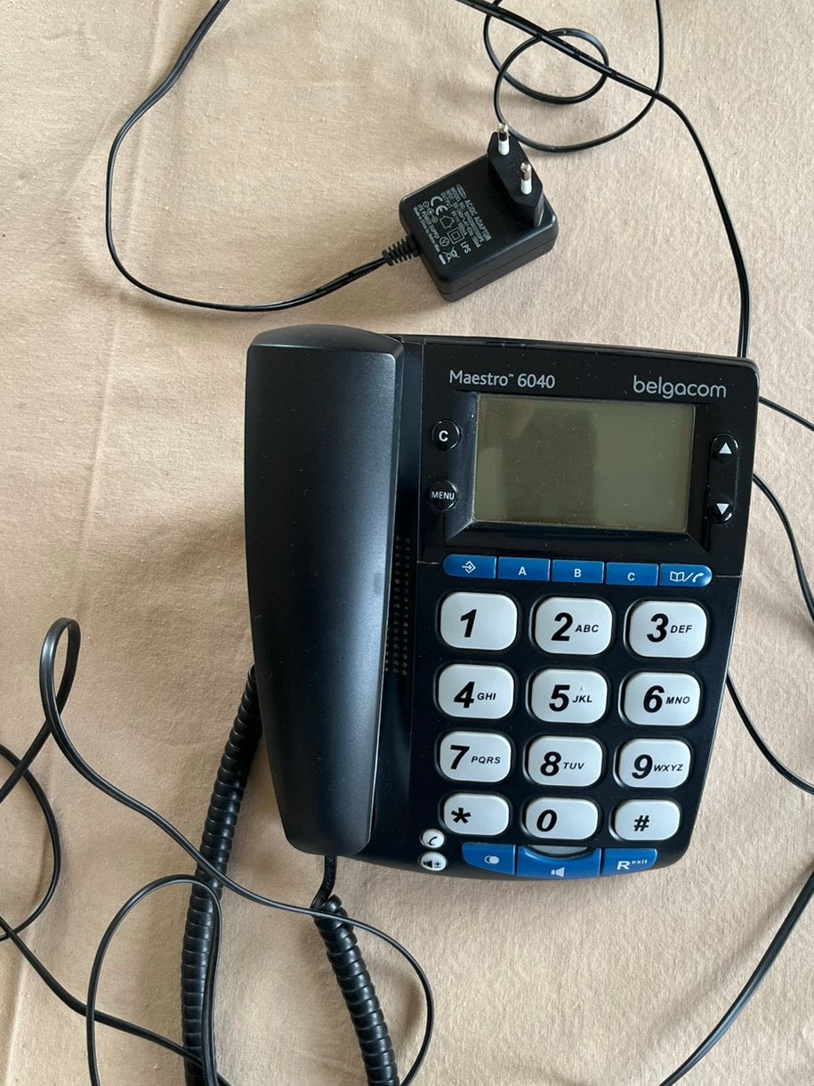 Vast telefoontoestel(belgacom,Maestro 6040), Telecommunicatie, Ophalen of Verzenden, Gebruikt