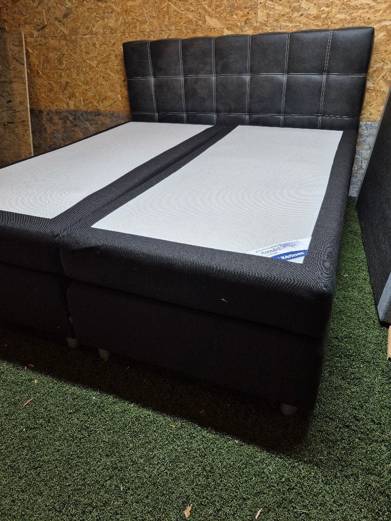 Bed kan bezorgd worden 180x200 inzgs complete boxspring bed, Huis en Inrichting, Gebruikt, Tweepersoons, Ophalen of Verzenden