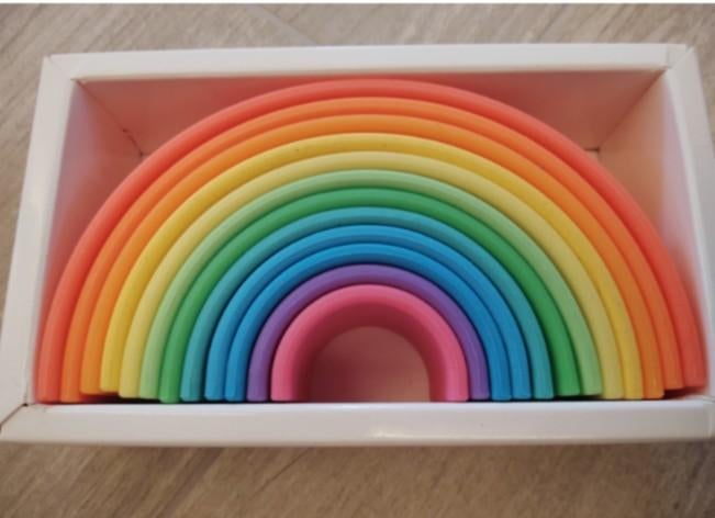 Dëna siliconen regenboog (open ended), Kinderen en Baby's, Ophalen of Verzenden, Gebruikt, Bouwen