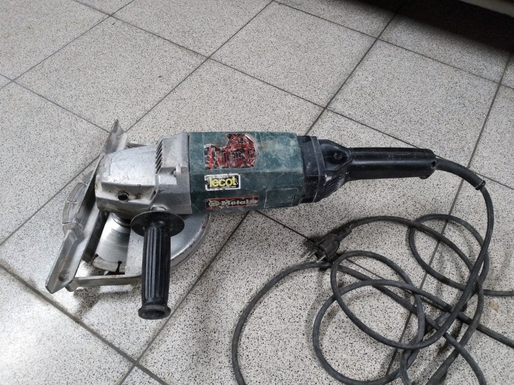Broyeur Metabo, Bricolage & Construction, Outillage | Meuleuses, Enlèvement, Utilisé, Meuleuse d'angle