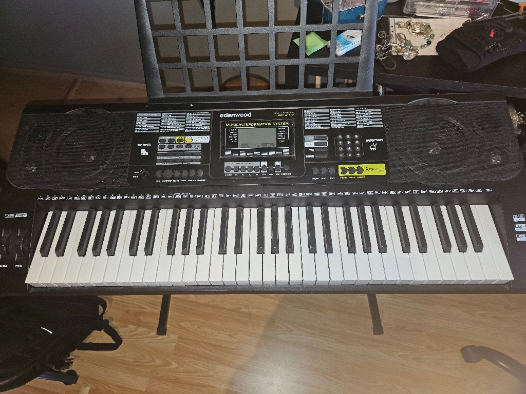 Clavier Edenwood, Muziek en Instrumenten, Keyboards, 61 toetsen, Midi-aansluiting, Zo goed als nieuw, Ophalen