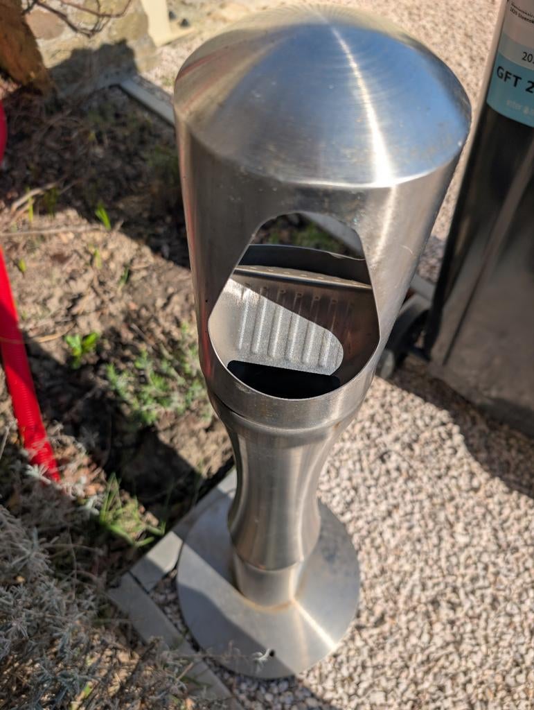 Cendrier en inox, Enlèvement, Utilisé, Résistant à l'eau