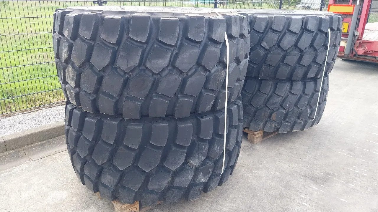 ITR 650/65R25 New tires, Articles professionnels