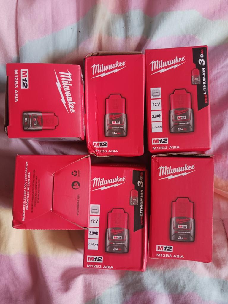 Milwaukee M12 de 3ah (neuve dans l'emballage), Bricolage & Construction, Outillage | Outillage à main, Enlèvement ou Envoi