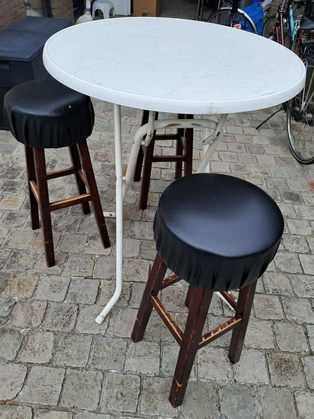 Staantafel ( klaptafel ) + 3 barkrukken, Ophalen, Gebruikt