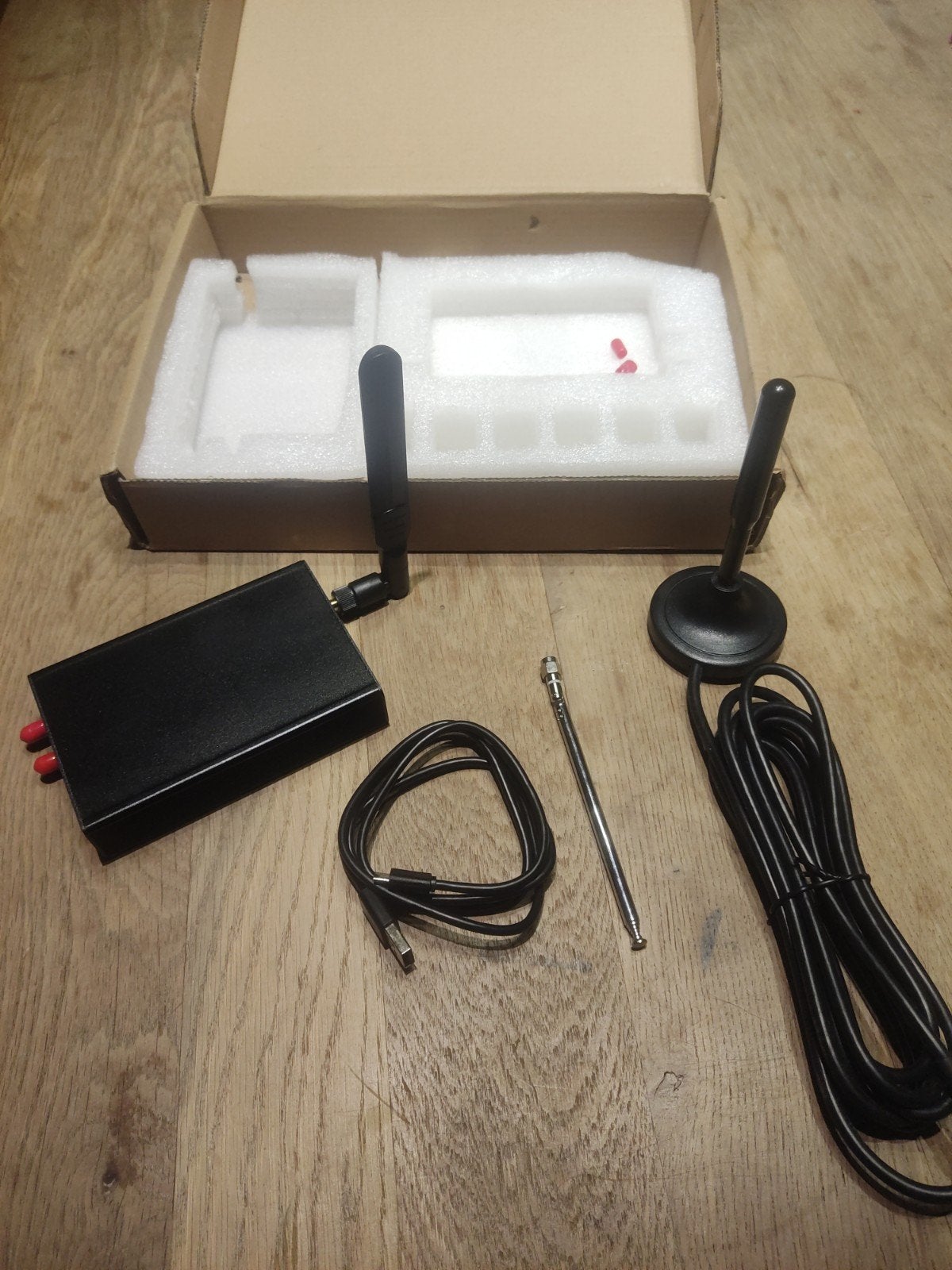SDR hackrf one (m2456772814) — Zenders en Ontvangers — 2dehands
