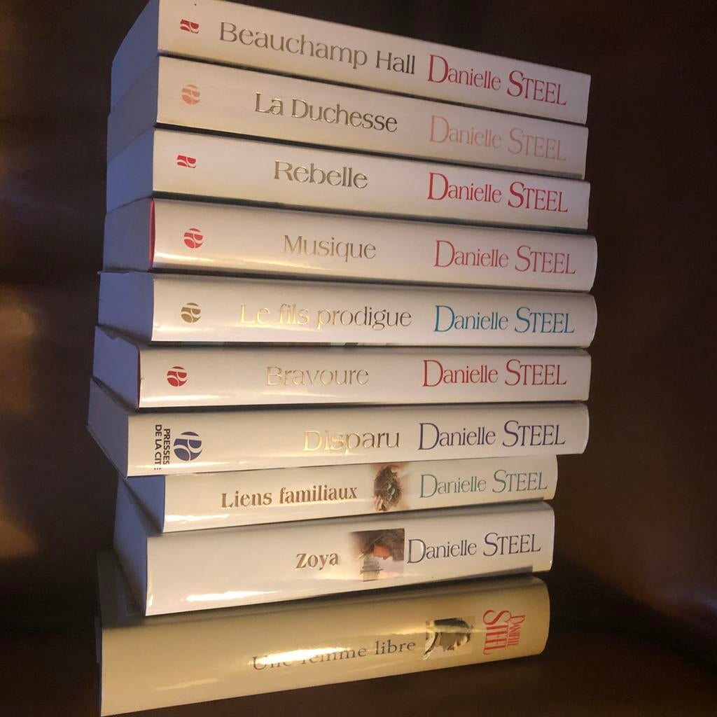 Lot 10 romans van Danielle Steel, Ophalen of Verzenden