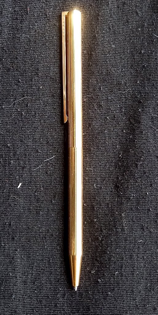 Stylo bille St Dupont 18K Poinçons, Collections, Stylos, Enlèvement ou Envoi, Comme neuf, Stylo, Autres marques