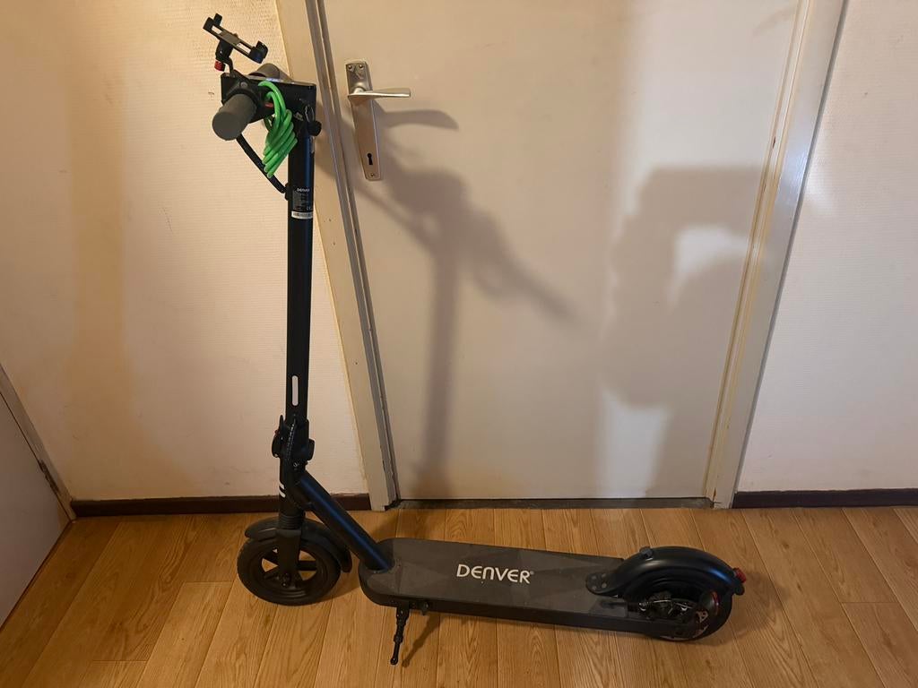 Elektrische step merk : denver. Prijs kan besproken worden, Fietsen en Brommers, Steps, Ophalen, Zo goed als nieuw, Elektrische step (E-scooter)