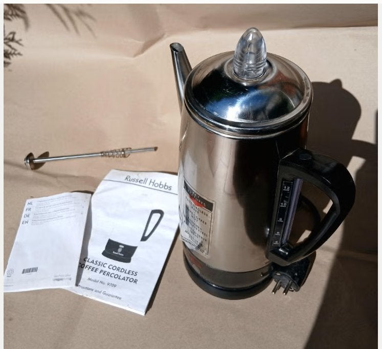Nieuwe Russell Hobbs Classic Percolator - Model 9709, Elektronische apparatuur, Koffiezetapparaten, Ophalen, Overige modellen