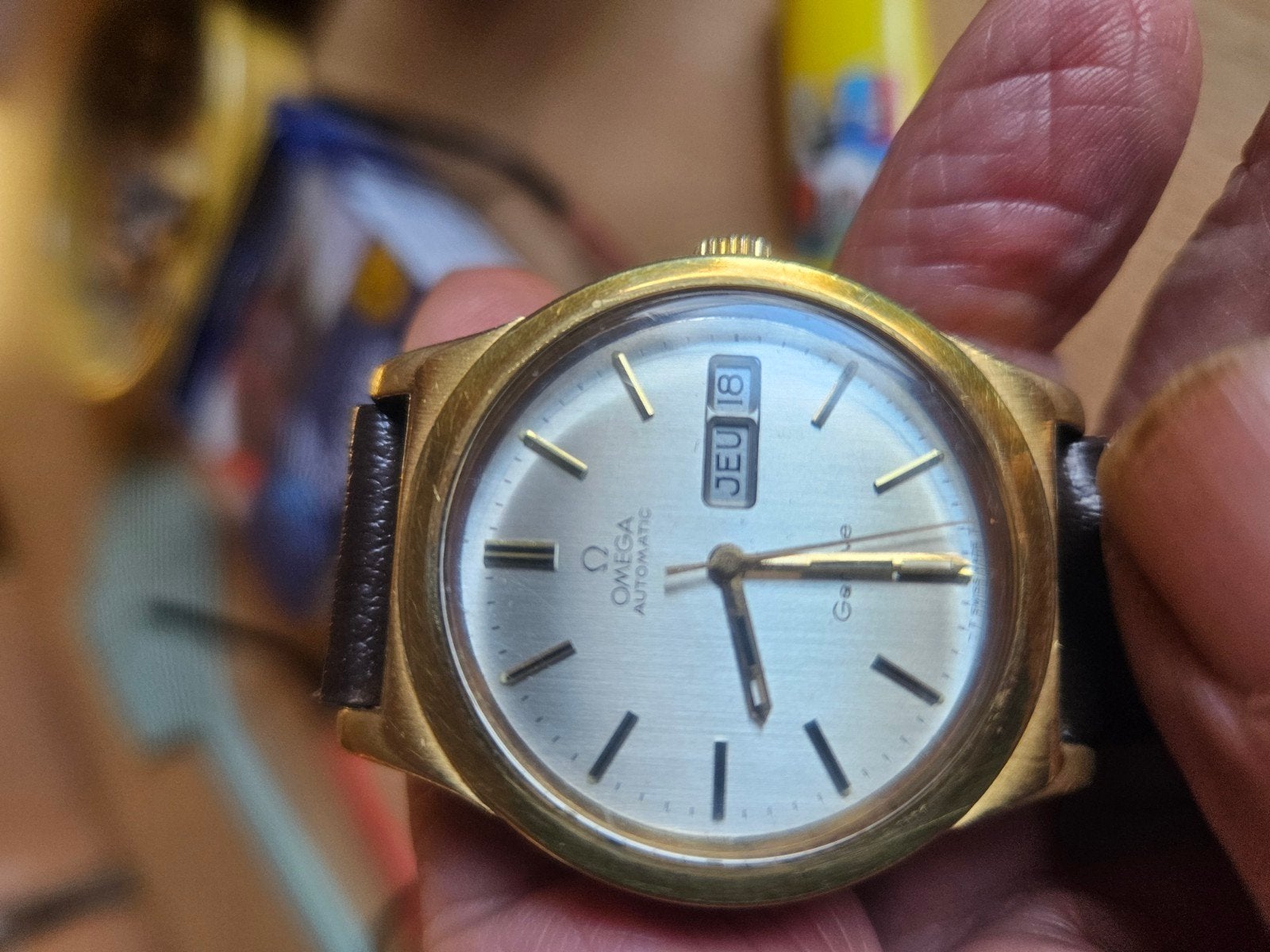 Remise en vente oméga Genève automatic, Bijoux, Sacs & Beauté, Montres | Hommes, Enlèvement ou Envoi