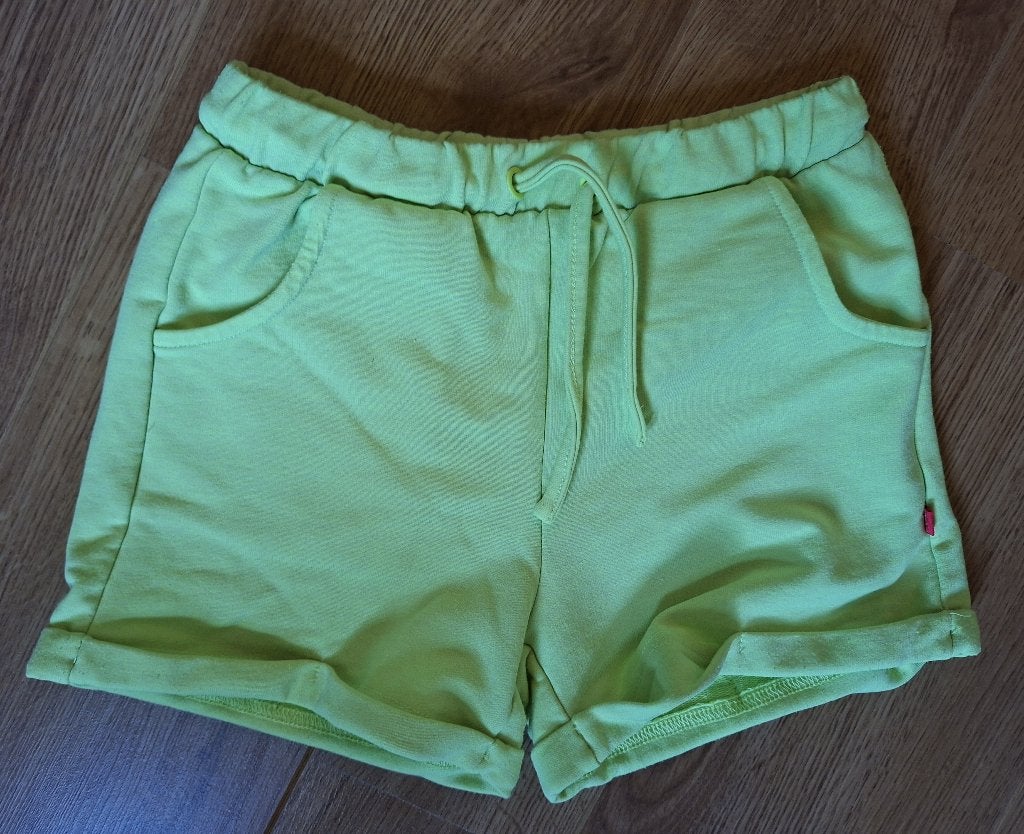 Someone fluogele short 128, Kinderen en Baby's, Kinderkleding | Maat 128, Broek, Gebruikt, Meisje, Ophalen of Verzenden