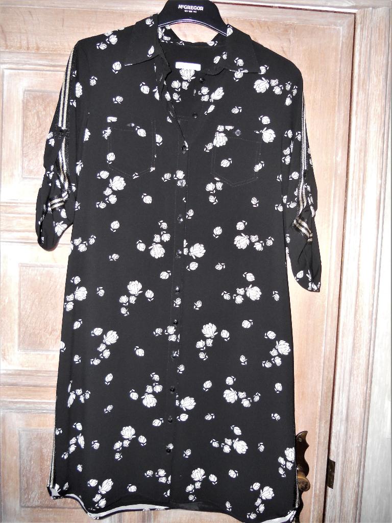 jurk Senso maat 40 zwart nieuw, Kleding | Dames, Jurken, Maat 38/40 (M), Verzenden, Zo goed als nieuw, Boven de knie
