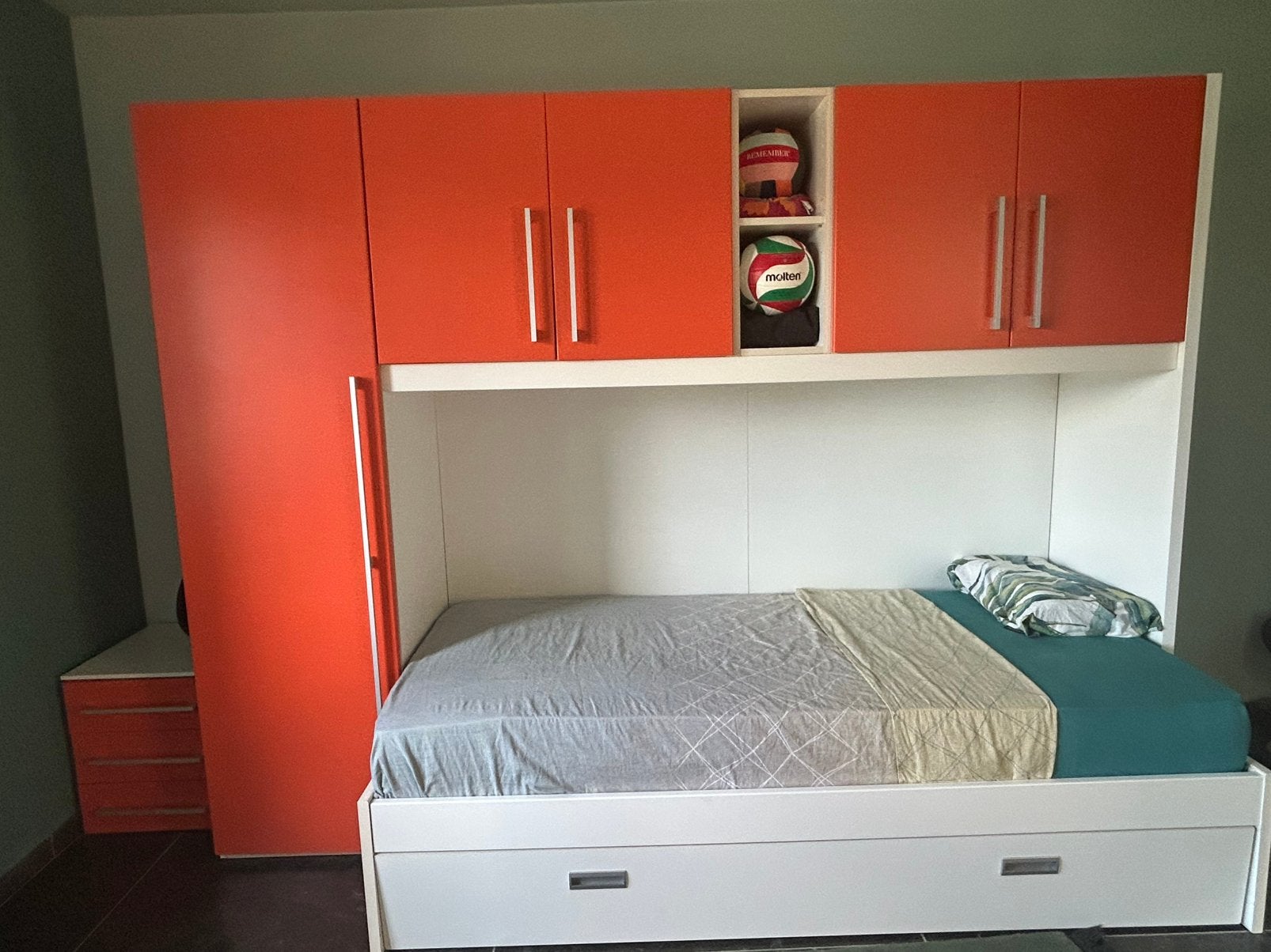 Lit gigogne avec placards intégrés, Maison & Meubles, Enlèvement, Comme neuf, Une personne, Oranje-wit