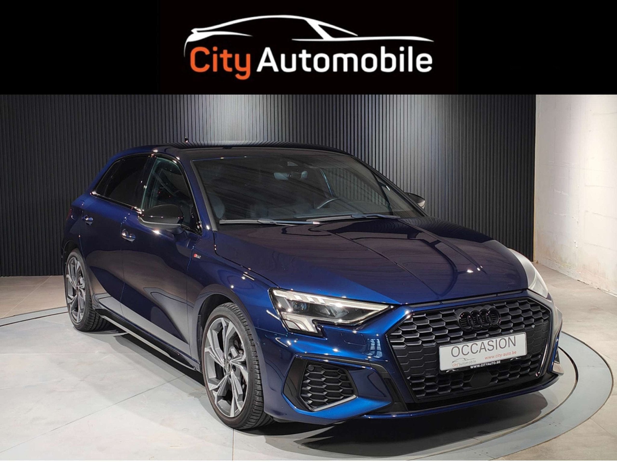 Audi A3 A3 SPORTBACK 30 TFSI S-LINE GPS CARPLAY (bj 2023), Auto's, Audi, Automaat, Gebruikt, Blauw, 5 zetels
