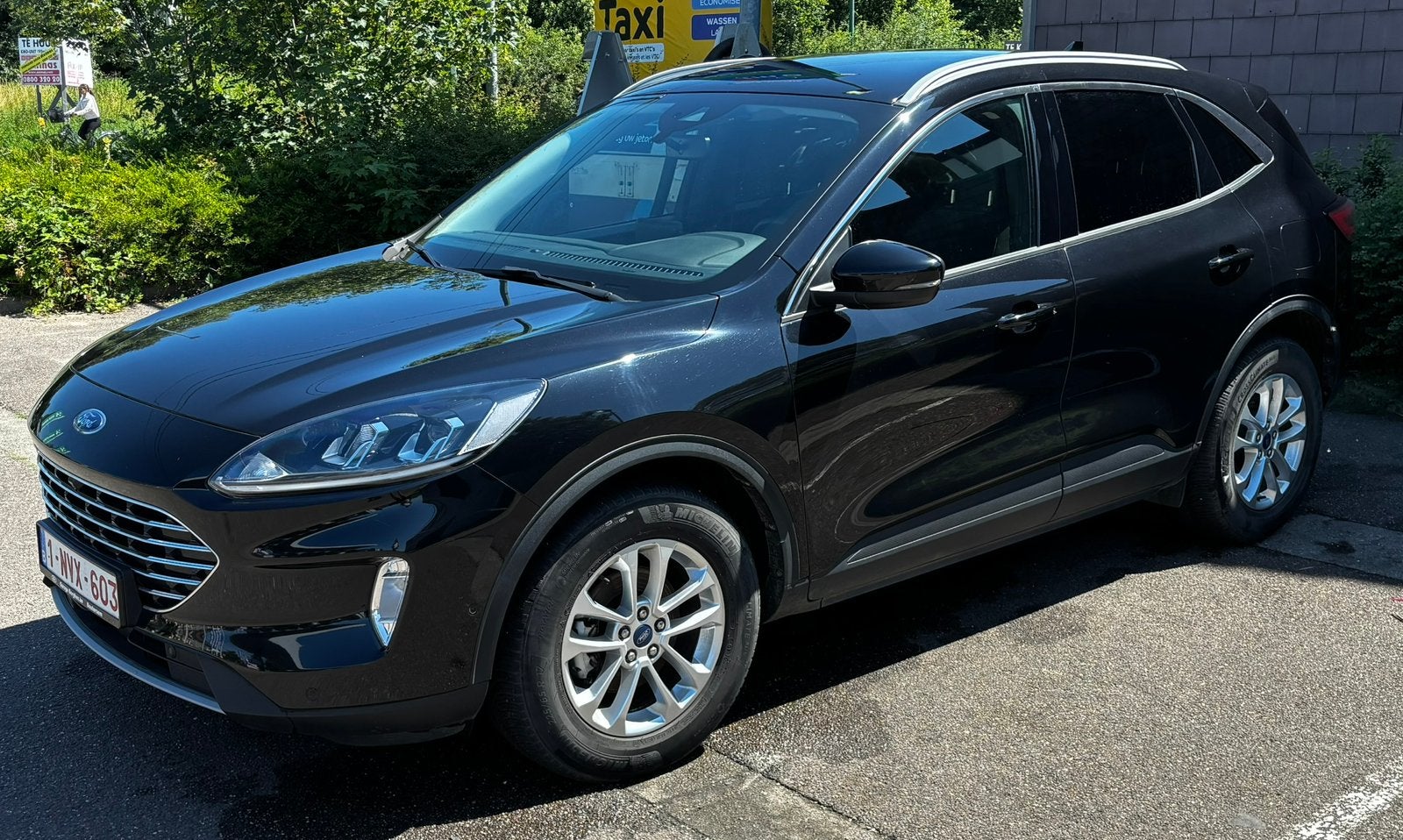 Ford Kuga 2.5L FHEV - Automaat - Full option, Autos, Achat, Entretenue par le concessionnaire, Noir, 5 portes
