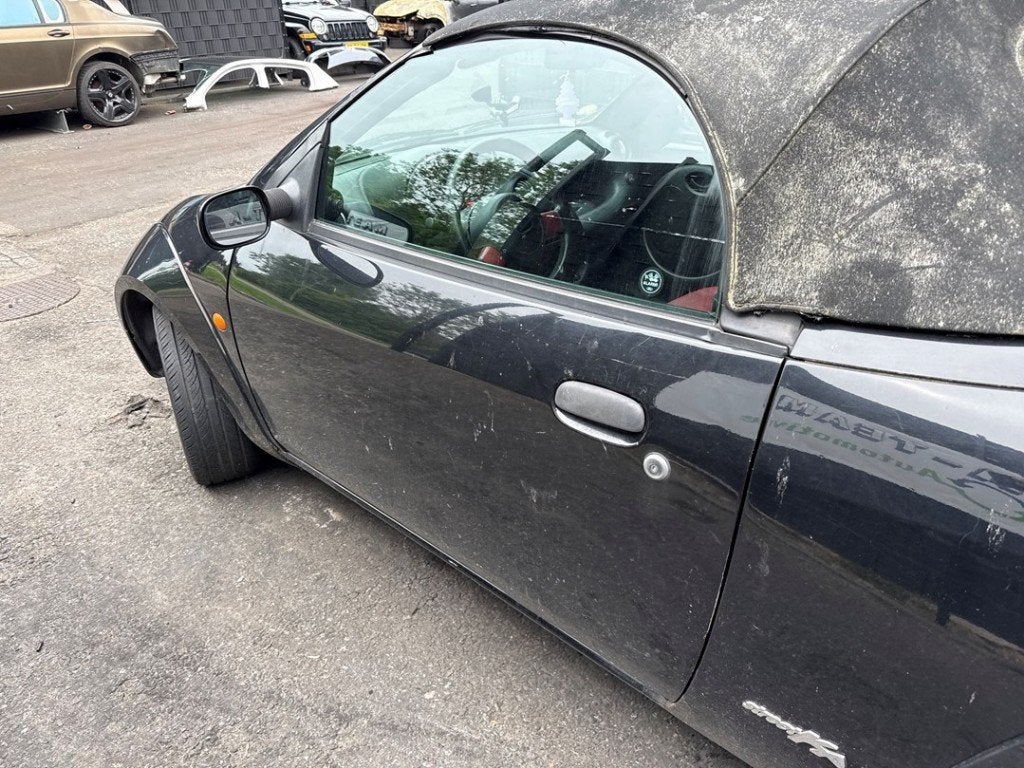 PORTE AVANT GAUCHE Ford StreetKa (|1337796|3S51B20123AM|), Autos : Pièces & Accessoires, Porte, Avant, Henry-Ford-Straße  1
50735  Köln, DE