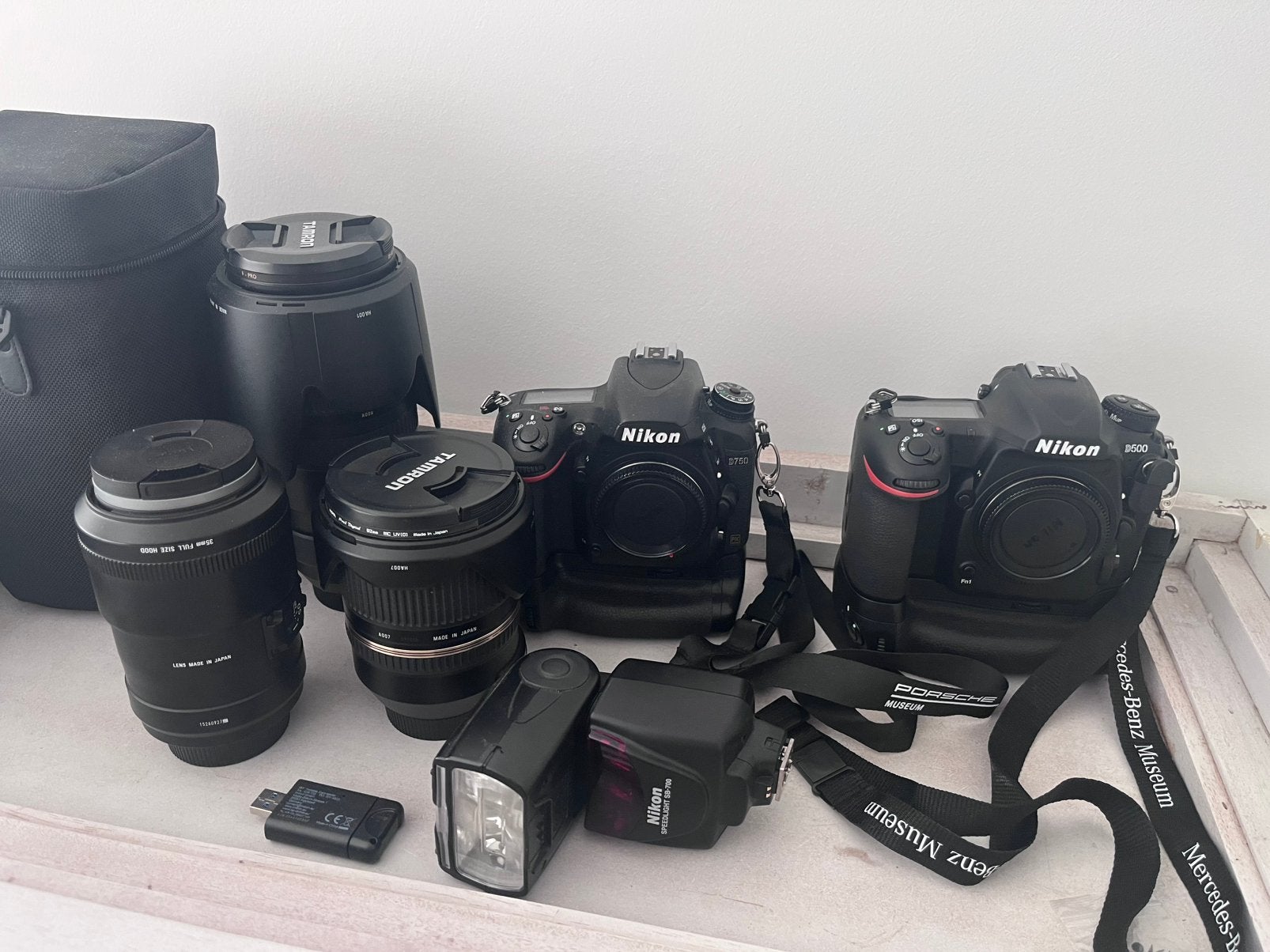 Complete Nikon set met 2 body’s, Enlèvement, Nikon, Reflex miroir, Sangle de transport