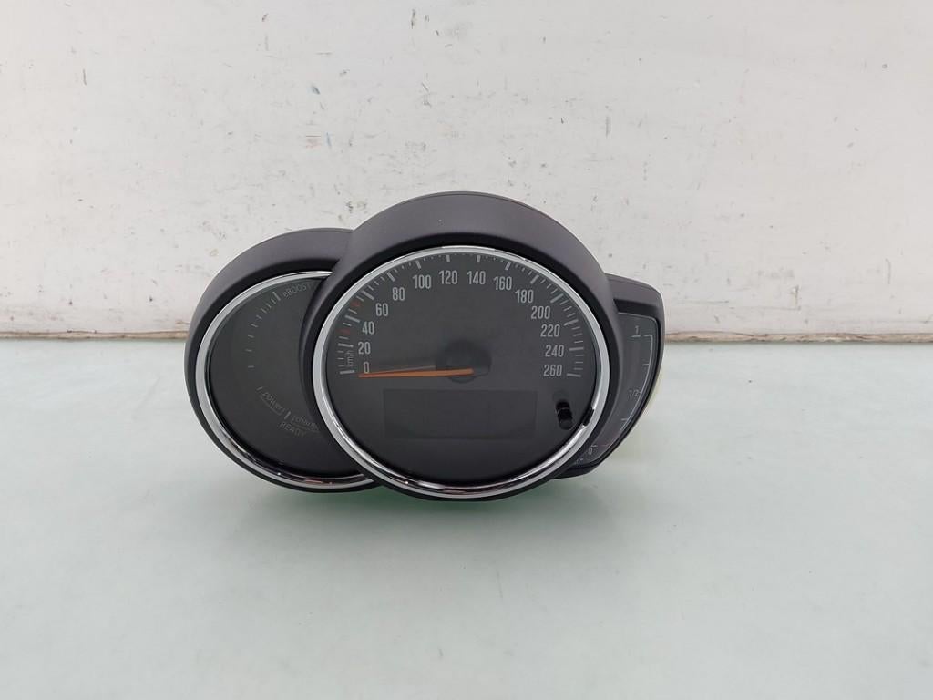COCKPIT Mini Countryman (F60) (|62108779669|8707218|), Gebruikt, Mini, Petuelring 130
80809  München, DE, Minikundenbetreuung@mini.de