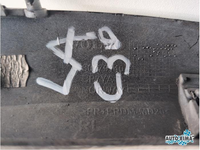 Wielrand achter van een Volvo C30, Gebruikt, -, -, Ophalen of Verzenden
