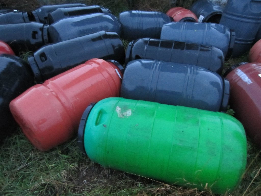 watervaten-regentonnen 120-240 l schroefdeksel of 2 dopjes, Tuin en Terras, Regentonnen, 150 liter of meer, Ophalen, Zo goed als nieuw