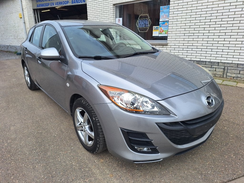 Mazda3 HATCH 1.6 CDVi 109ch 5MT Challenge, Argent ou Gris, Achat, Entreprise, Boîte manuelle