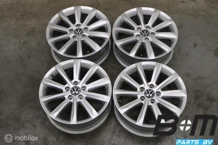 ORIGINEEL! 17 inch Helsinki velgen VW Passat B8! 3G0601025C, Gebruikt, Velg(en), 17 inch, Personenwagen