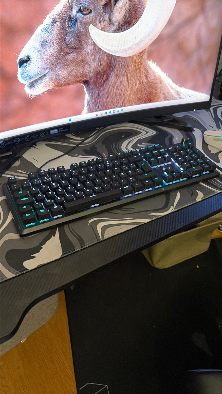 Gaming keybord corsair k70 100%, Ophalen of Verzenden, Zo goed als nieuw