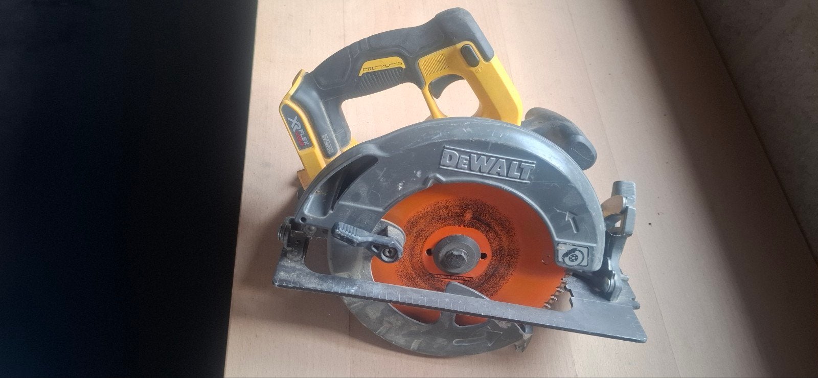 dewalt dcs575 cirkelzaag flexvolt, Doe-het-zelf en Bouw, Ophalen, Gebruikt, Cirkelzaag, Dewalt