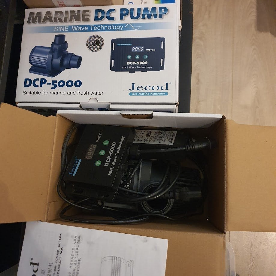 Marine DC sine wave pomp Jecod 5000 -2 Stuks, Dieren en Toebehoren, Vissen | Aquaria en Toebehoren, Ophalen, Inclusief toebehoren