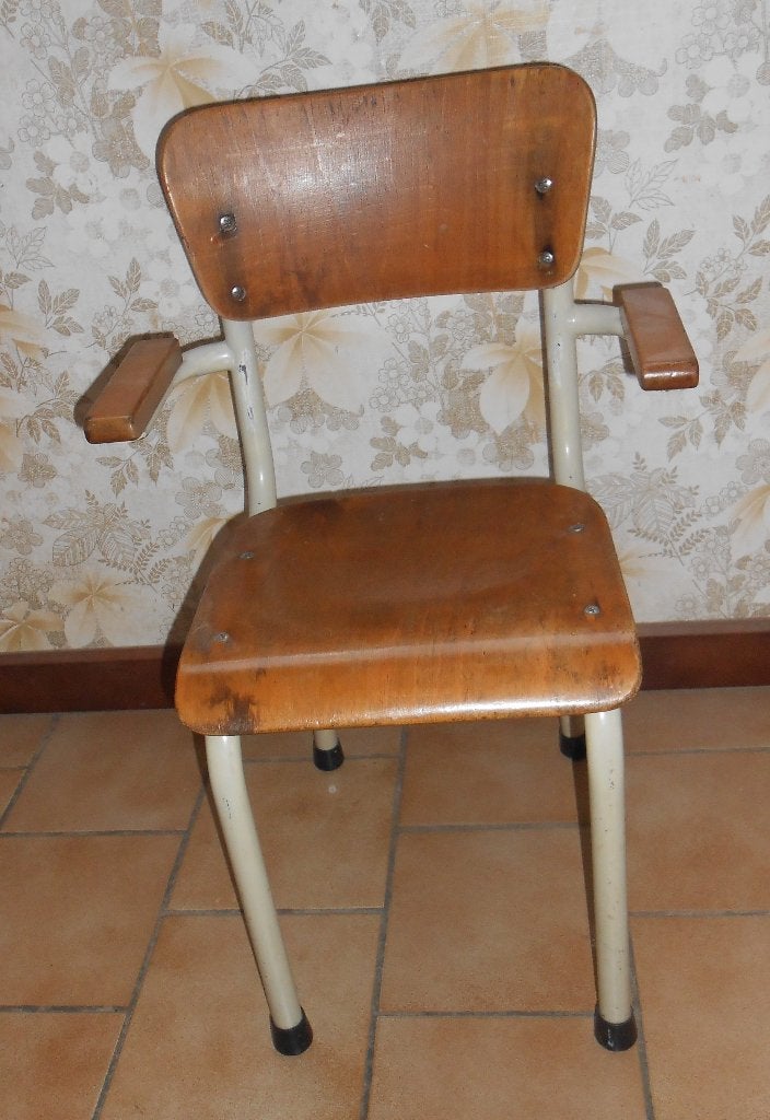 Vintage Retro kinderstoel met armsteun, Huis en Inrichting, Stoelen, Ophalen, Gebruikt, Hout