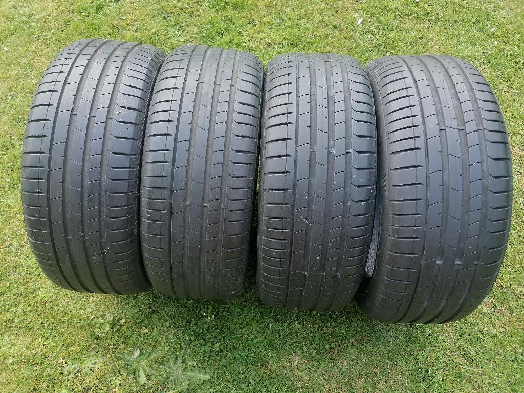 4 Banden PIrelli P Zero 245/45/18 100Y, Auto-onderdelen, Banden en Velgen, Ophalen, 18 inch, Band(en), Personenwagen